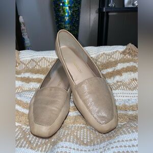 Enzo Angiolini women’s  leather flats .